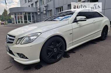 Купе Mercedes-Benz E-Class 2010 в Хмельницькому