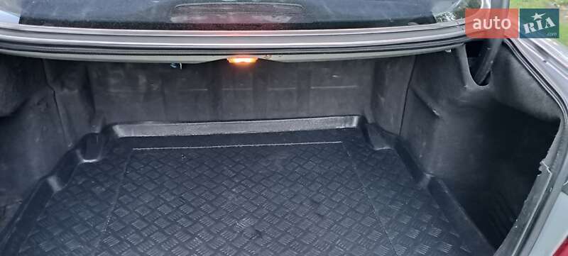 Седан Mercedes-Benz E-Class 2000 в Коломые