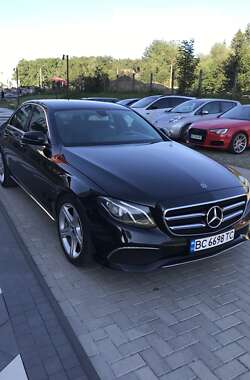 Седан Mercedes-Benz E-Class 2018 в Львове