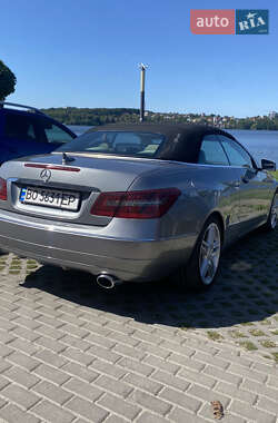 Кабриолет Mercedes-Benz E-Class 2010 в 