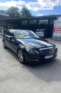 Седан Mercedes-Benz E-Class 2010 в Кременці