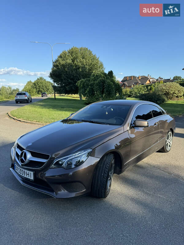 Купе Mercedes-Benz E-Class 2015 в Киеве