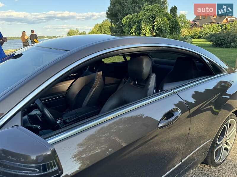 Купе Mercedes-Benz E-Class 2015 в Киеве