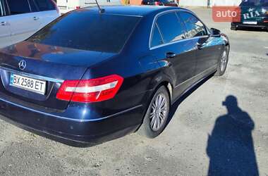 Седан Mercedes-Benz E-Class 2010 в Хмельницком