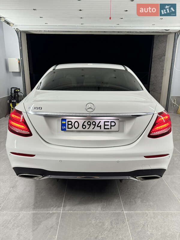 Седан Mercedes-Benz E-Class 2019 в Тернополі