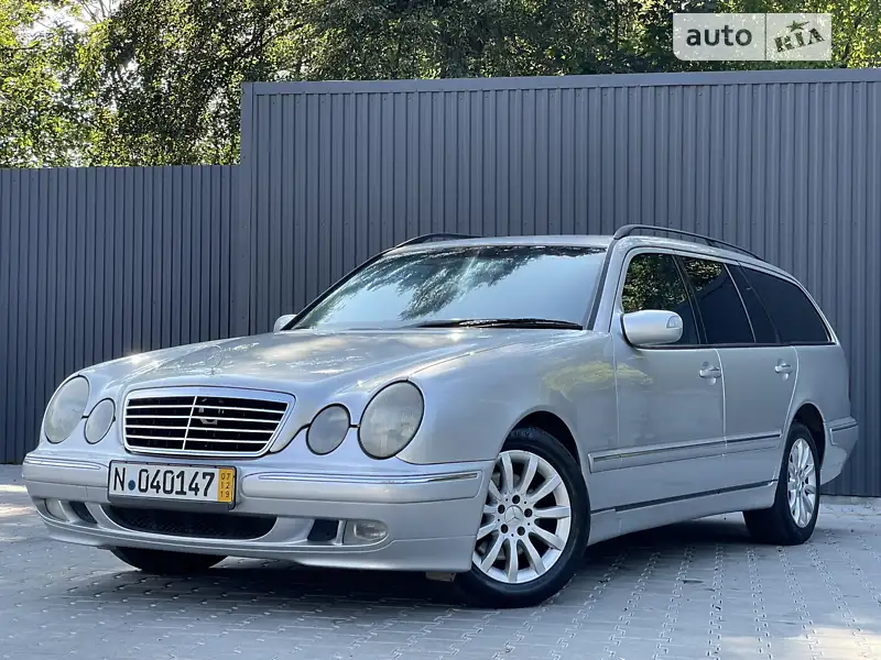 Mercedes-Benz E-Class 2002