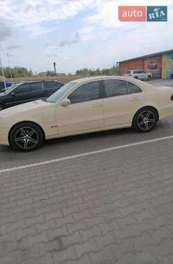 Седан Mercedes-Benz E-Class 2005 в Новій Одесі