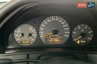 Универсал Mercedes-Benz E-Class 2000 в 