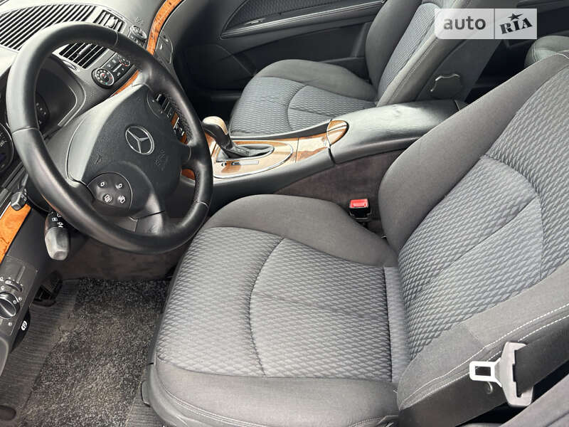 Седан Mercedes-Benz E-Class 2003 в Черкасах