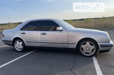 Седан Mercedes-Benz E-Class 1994 в Вінниці