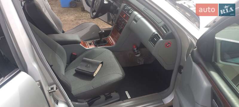 Седан Mercedes-Benz E-Class 1999 в Коломые фото 11 Седан Mercedes-Benz E-Class 1999 в Коломые