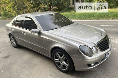 Седан Mercedes-Benz E-Class 2004 в Киеве