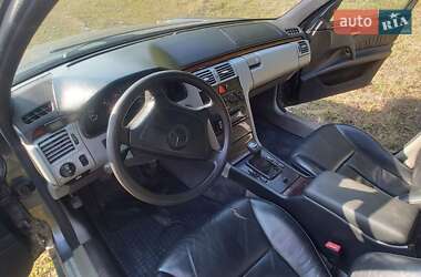 Седан Mercedes-Benz E-Class 1996 в 