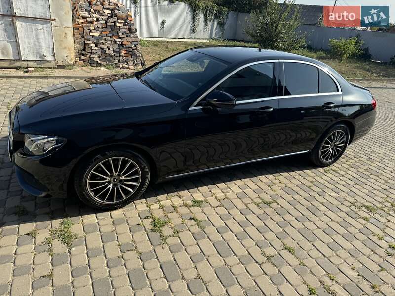 Седан Mercedes-Benz E-Class 2016 в Ивано-Франковске