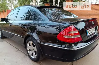 Mercedes-Benz E-Class 2002