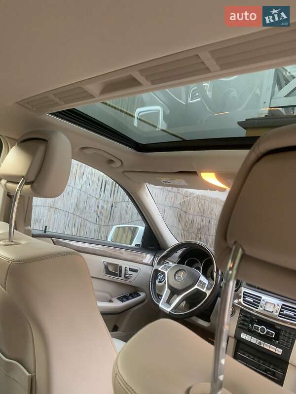 Седан Mercedes-Benz E-Class 2014 в Ужгороді