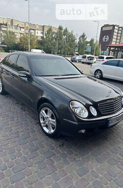 Седан Mercedes-Benz E-Class 2002 в Тернополі