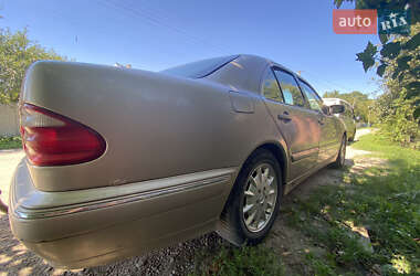 Седан Mercedes-Benz E-Class 2000 в 