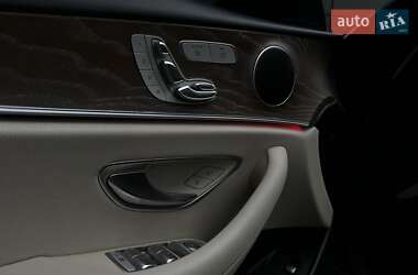 Седан Mercedes-Benz E-Class 2018 в 
