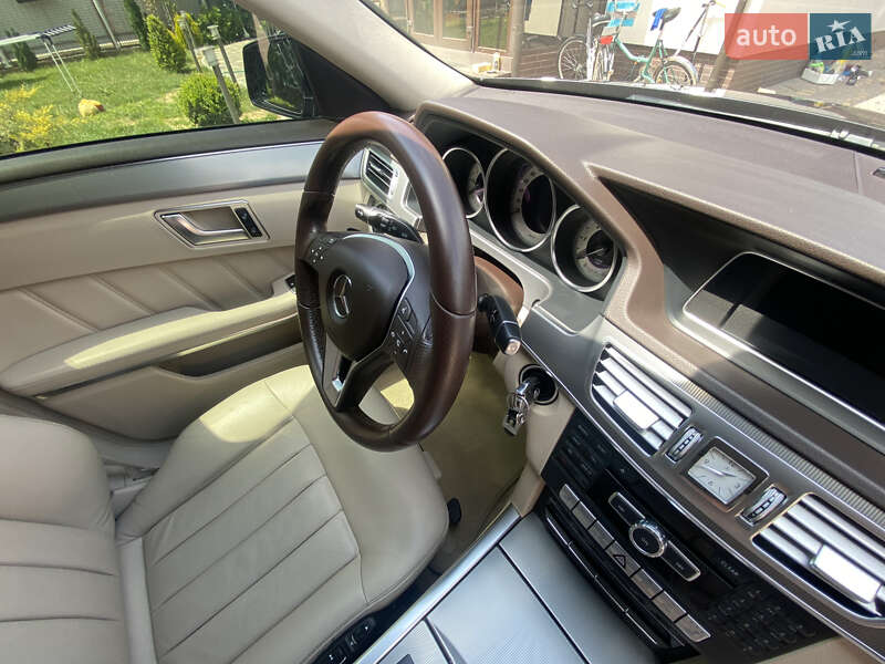 Универсал Mercedes-Benz E-Class 2013 в Запорожье