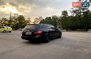 Универсал Mercedes-Benz E-Class 2012 в Житомире