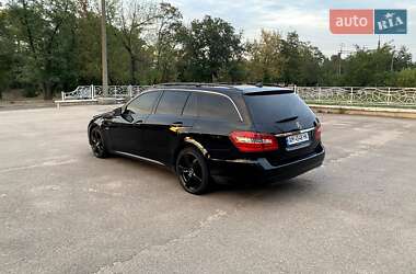 Универсал Mercedes-Benz E-Class 2012 в Житомире