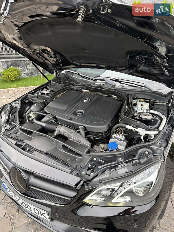 Седан Mercedes-Benz E-Class 2014 в Иршаве