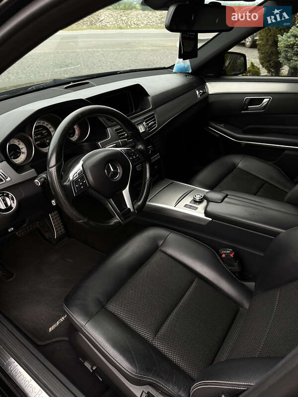 Седан Mercedes-Benz E-Class 2014 в Иршаве