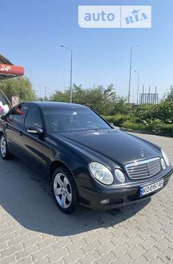 Седан Mercedes-Benz E-Class 2005 в Ужгороде