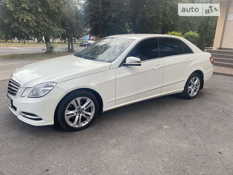 Седан Mercedes-Benz E-Class 2012 в Хмільнику фото 24 Седан Mercedes-Benz E-Class 2012 в Хмільнику