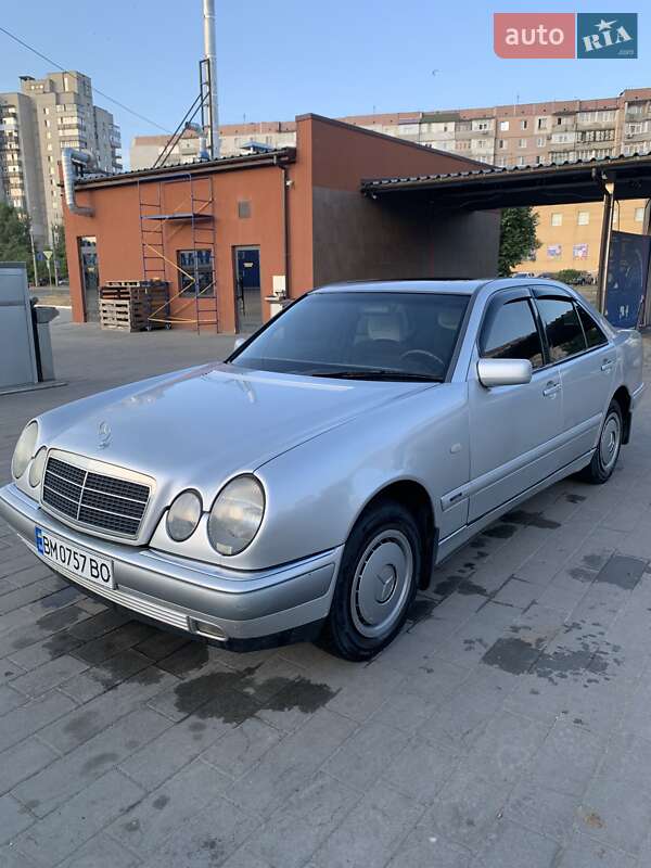 Седан Mercedes-Benz E-Class 1997 в Сумах