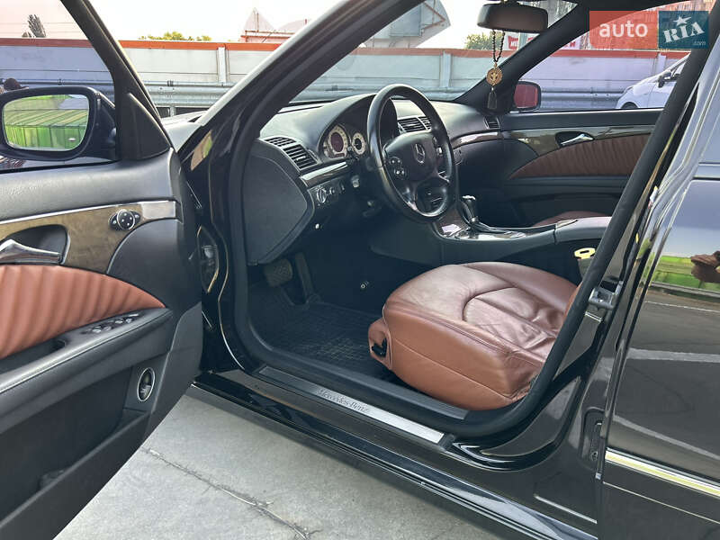 Седан Mercedes-Benz E-Class 2007 в Киеве