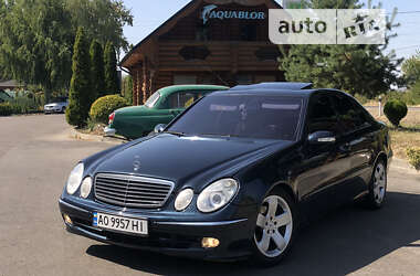 Седан Mercedes-Benz E-Class 2004 в Виноградові