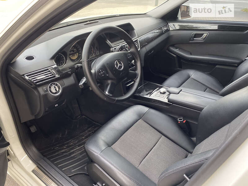 Седан Mercedes-Benz E-Class 2012 в Хмільнику фото 15 Седан Mercedes-Benz E-Class 2012 в Хмільнику