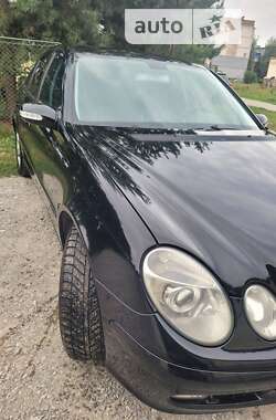 Седан Mercedes-Benz E-Class 2003 в 
