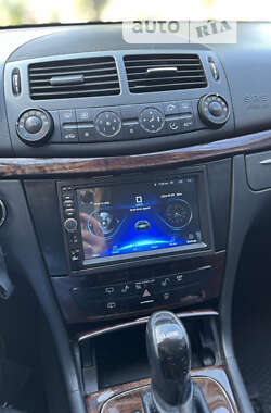 Универсал Mercedes-Benz E-Class 2005 в 