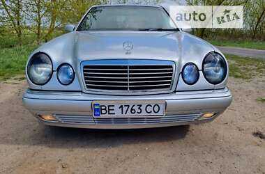 Седан Mercedes-Benz E-Class 1998 в Кривому Розі