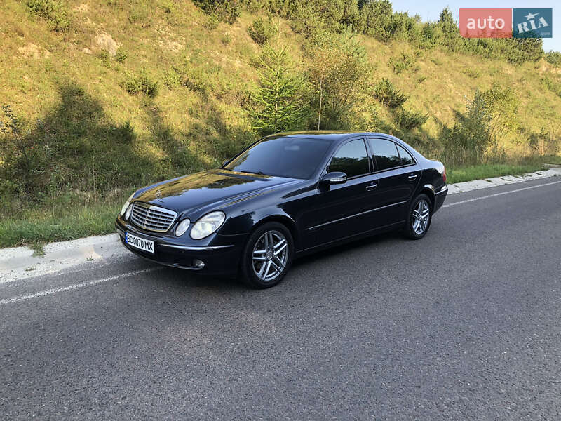 Седан Mercedes-Benz E-Class 2006 в Самборе