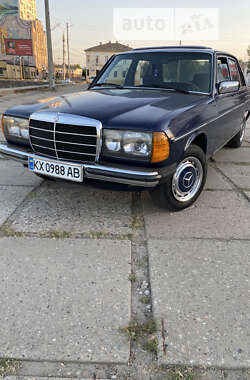 Седан Mercedes-Benz E-Class 1983 в Харкові