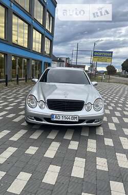 Седан Mercedes-Benz E-Class 2002 в Добрянском