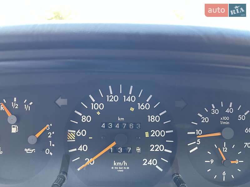 Седан Mercedes-Benz E-Class 1994 в Черкассах фото 8 Седан Mercedes-Benz E-Class 1994 в Черкассах