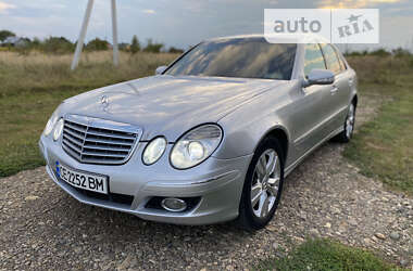 Седан Mercedes-Benz E-Class 2006 в Снятині