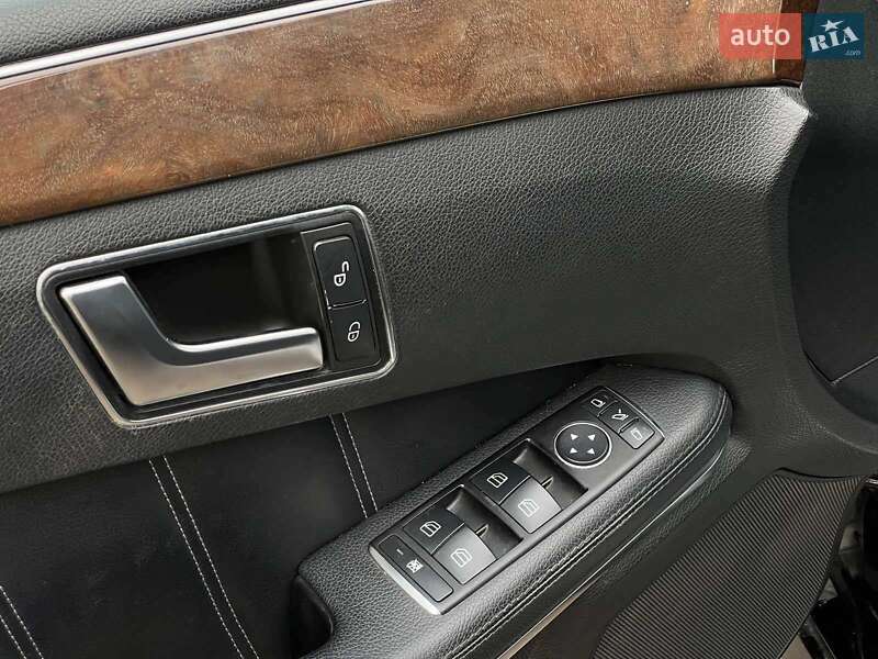 Седан Mercedes-Benz E-Class 2013 в Львові