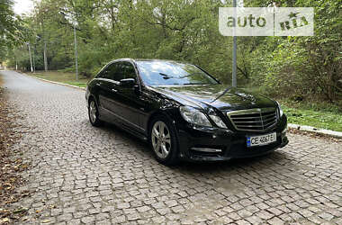 Седан Mercedes-Benz E-Class 2012 в Чернівцях