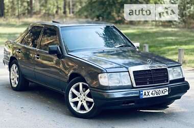 Седан Mercedes-Benz E-Class 1990 в Песчанке