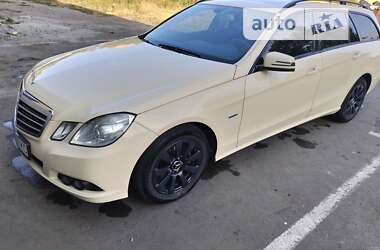 Універсал Mercedes-Benz E-Class 2010 в Ніжині