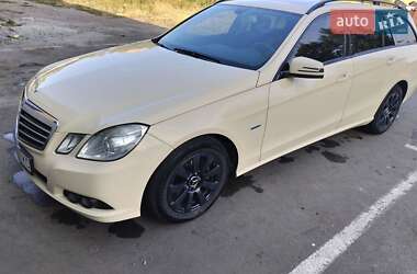 Mercedes-Benz E-Class 2010