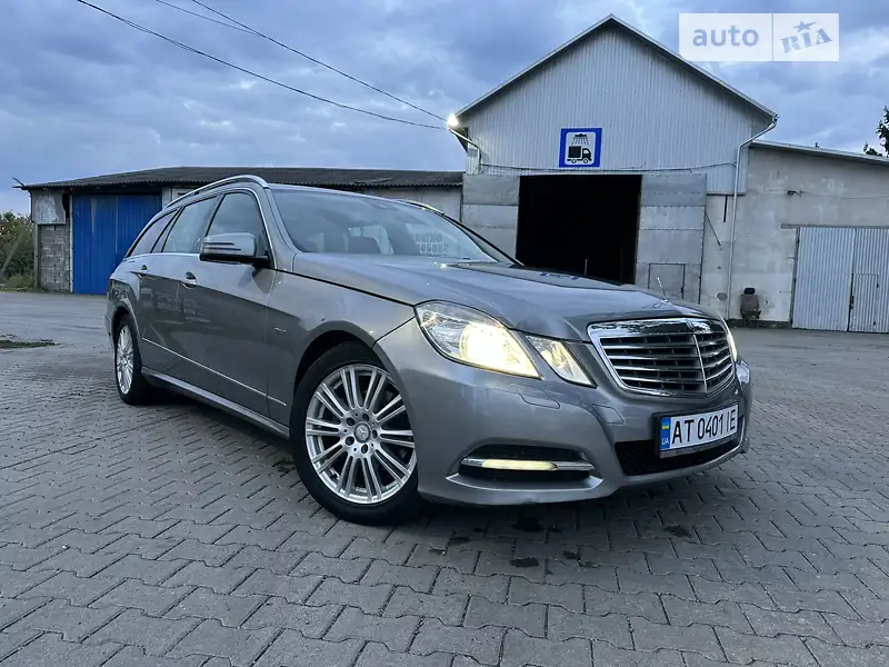 Mercedes-Benz E-Class 2010