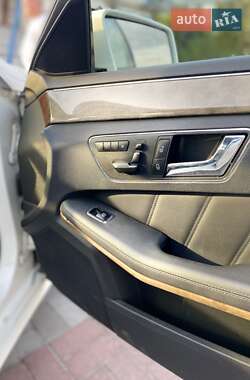 Седан Mercedes-Benz E-Class 2010 в Запорожье