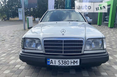 Купе Mercedes-Benz E-Class 1995 в Києві